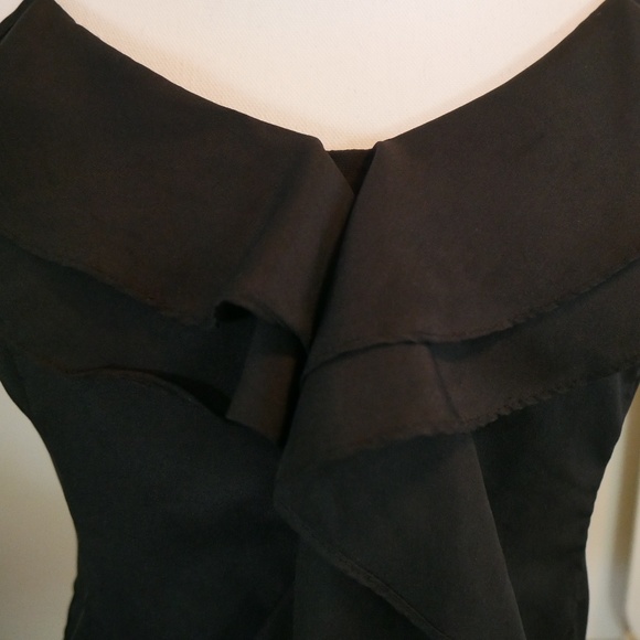 Black Ruffle Top Miley Cyrus - Picture 2 of 6